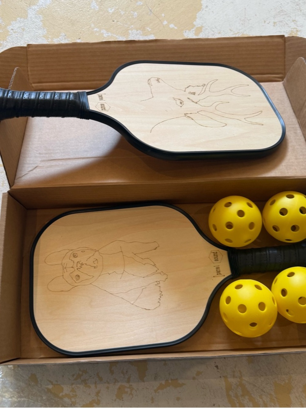 Wood Paddle Pickleball Set with Yellow Balls